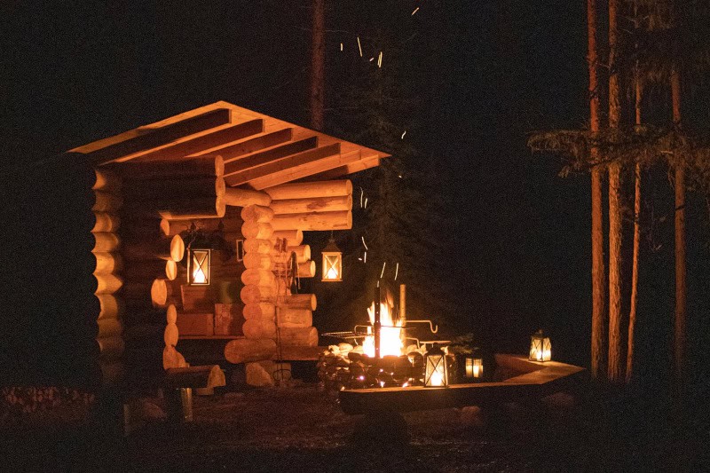 Yön yli retket Hevonkuusessa